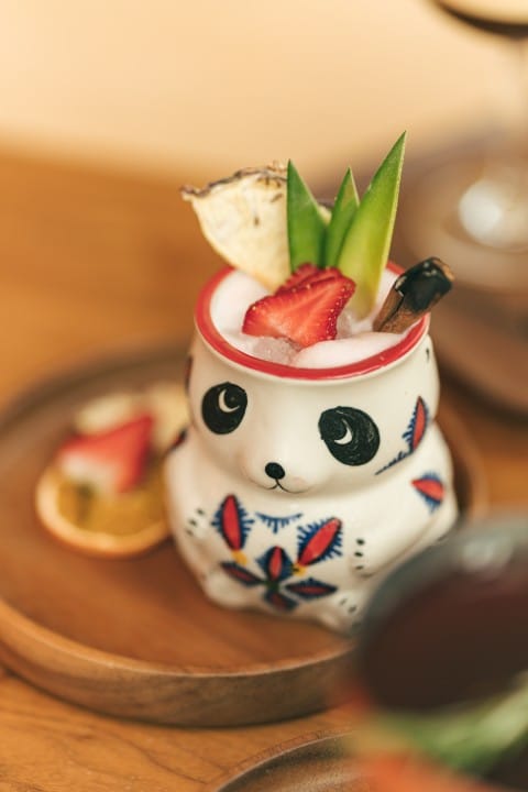 Tiki Panda / 42 AED