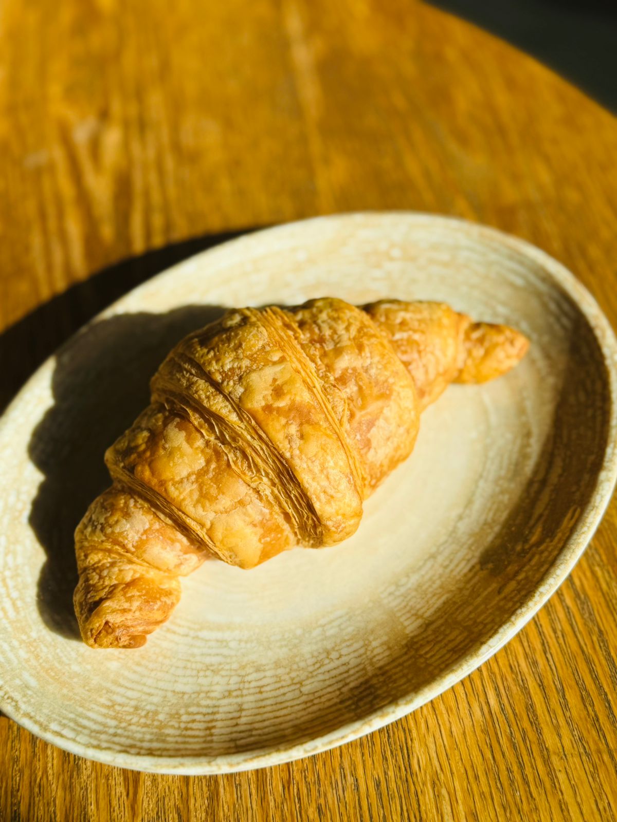 Plain Croissant / 10AED
